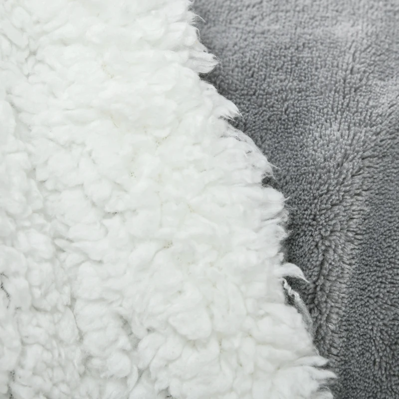 HOMCOM Kuscheldecke 2 x 1,5 m, doppelseitig, leicht & weich, In- und Outdoor, für 2 Personen, grau
