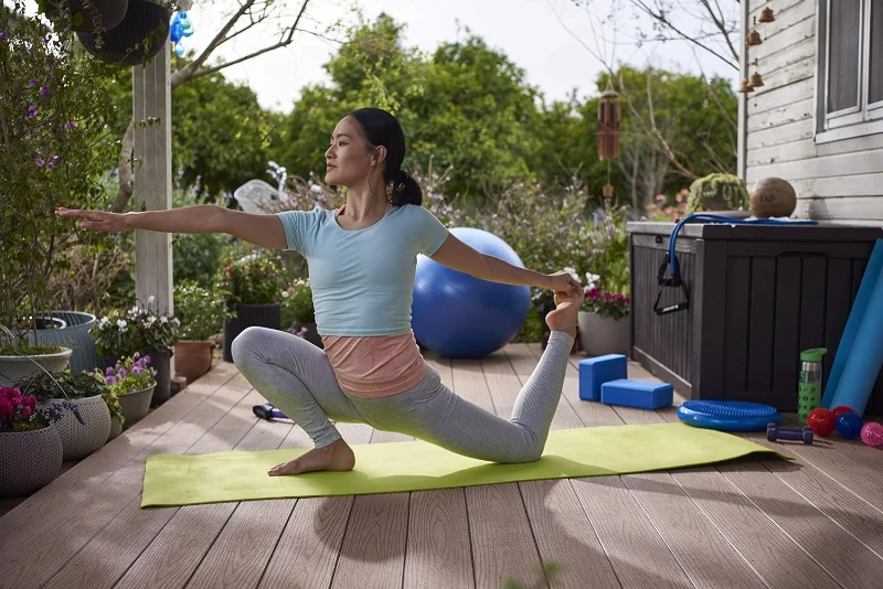 Keter Baule da Giardino Rockwood, 570L, Effetto Legno, Marrone, 155x72,4x64,4H cm