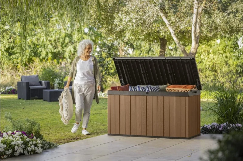 Keter Baule da Giardino Darwin, 570L, Effetto Legno, Marrone, 142,9x65,5x78,2H cm