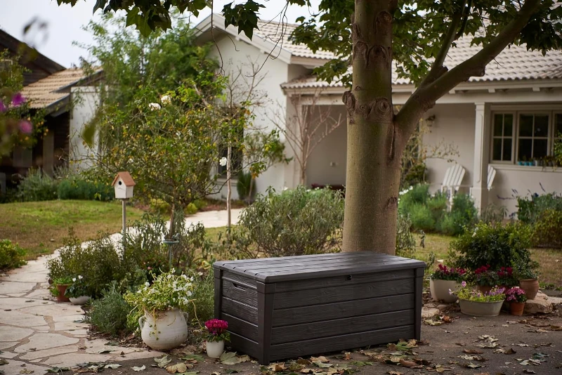 Keter Baule da Giardino Brightwood, 454L, Effetto Legno, Marrone, 145x69,7x60,3H cm