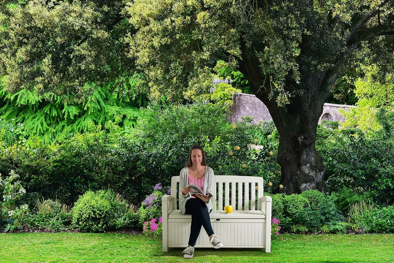 Keter Panchina Contenitore da Giardino Patio, 227L, Effetto Legno, Bianca, 132,7x61,2x89H cm