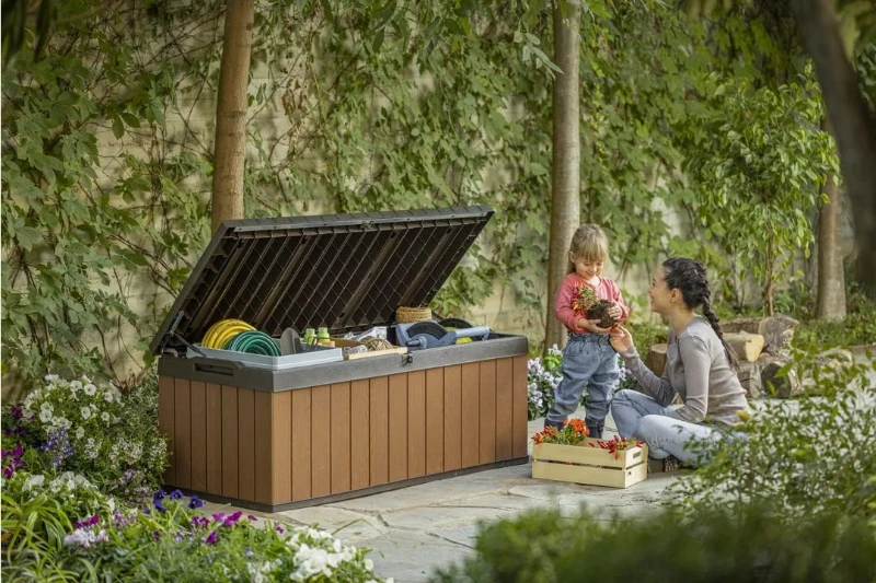 Keter Baule da Giardino Darwin, 380L, Effetto Legno, Marrone, 142,9x65,5x54,4H cm