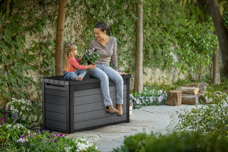 Keter Baule da Giardino Cortina, 380L, Effetto Legno, Grigio, 122,9x62,1x70,6H cm