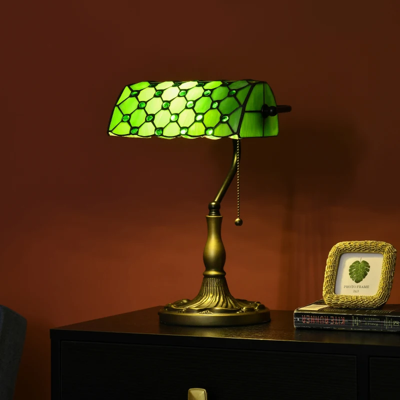 HOMCOM Stained Glass Table Lamp, Vintage Lamp with Green Handmade Shade, Metal Base, Antique Bedside Lamp for Bedroom Living Room Home Decoration