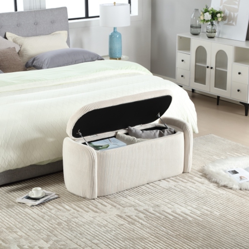 Moderner eleganter Aufbewahrungshocker, hocker aus gestreiftem Samt, Beige