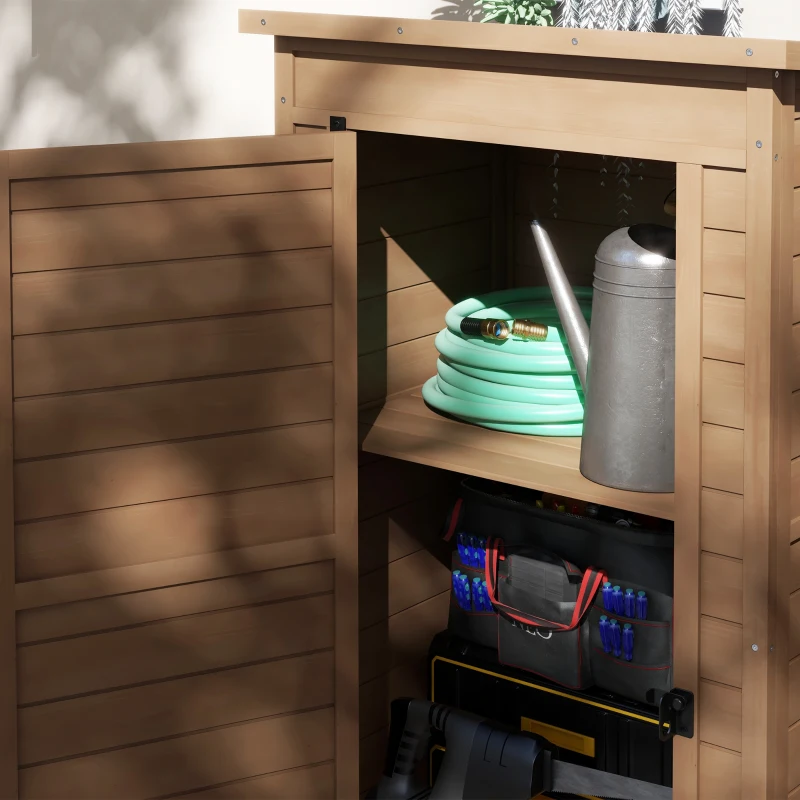 Outsunny Armadio da Giardino in Legno con Ripiano Regolabile e Catenaccio, 75x56x117cm, Marrone