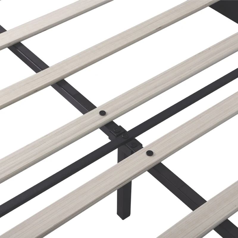 Double Upholstered Velvet Bedstead with Button-Tufted Headboard, Noise-Free Design, Solid Wood Slats, 193L x 141W x 110H cm, Beige