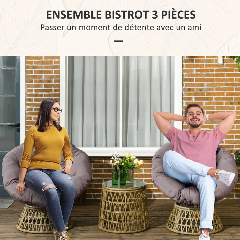 Outsunny Ensemble salon de jardin 3 pièces avec 2 fauteuils papasan pivotant et 1 tables basse ronde polyester résine tressée