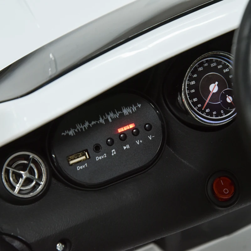 HOMCOM Elektroauto Mercedes Benz GLA für Kinder ab 3 Jahren mit Fernbedienung, MP3 USB, Lichtern und Geräuschen, öffnenden Türen, maximale Belastung 30 kg, Abmessungen 100 x 58 x 46 cm weiß