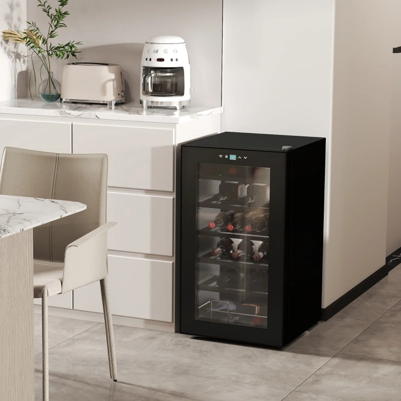HOMCOM Cave de Vinho para 24 Garrafas 65L com Luz LED Interior Ecrã Tátil Digital Contolo de Temperatura Porta de Vidro e 5 Prateleiras Preto