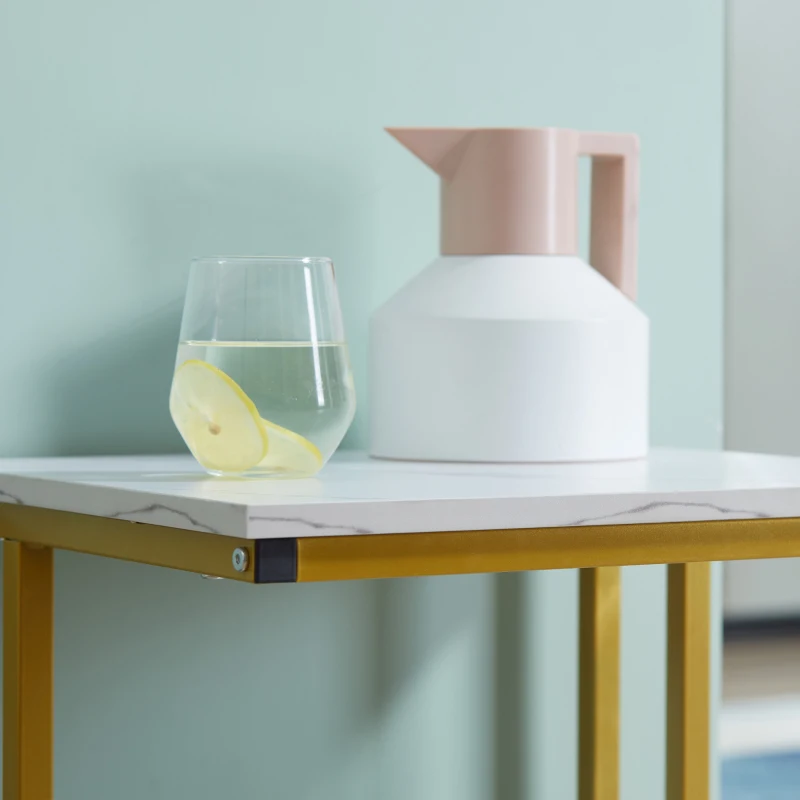 HOMCOM Moderne Couchtisch Beistelltisch Nachttisch Blumensäule neoretro Design goldener Stahlrahmen Tischplatte weißer Marmor-Effekt Regal