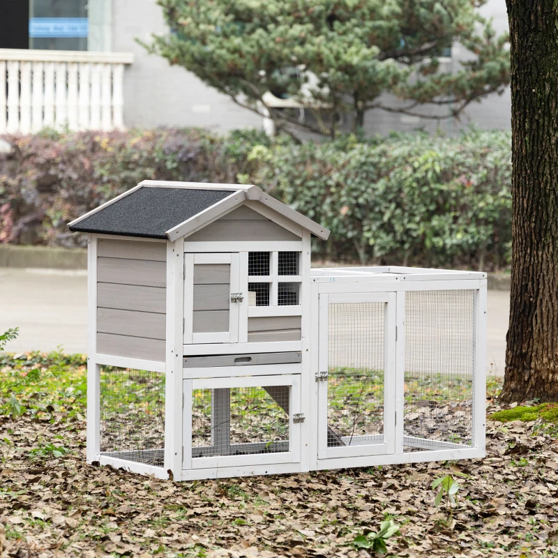 PawHut Kaninchenstall Hütte - oberes Gehege mit Rampe und Außengehege - herausziehbare Schublade, bitumiertes Dach, 4 verriegelbare Türen - Maße 128L x 64B x 92H cm Fichtenholz Weiß Grau