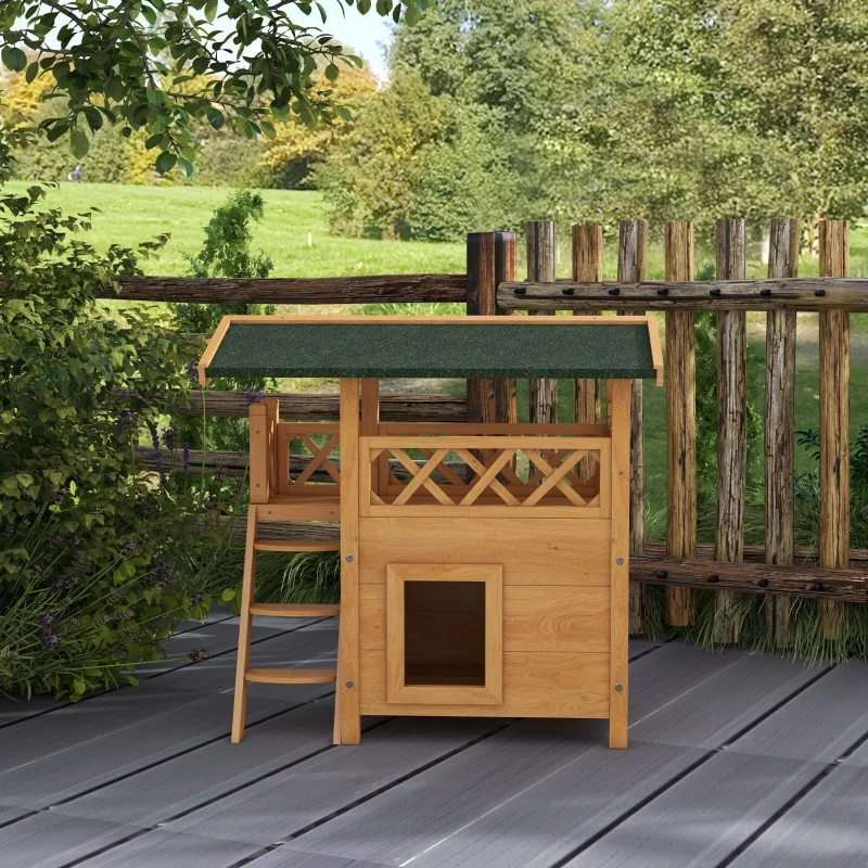 PawHut Maison lodge pour chats sauvage errants avec terrasse escalier 77 x 50 x 73 cm bois naturel et vert
