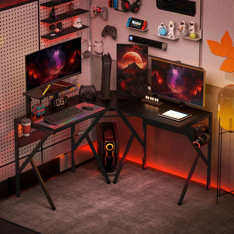 HOMCOM Bureau gaming bureau d'angle bureau gamer 125 x 125 cm en forme de L avec plateau en fibre de carbone, support d'écran porte-gobelet et crochet pour casque, noir