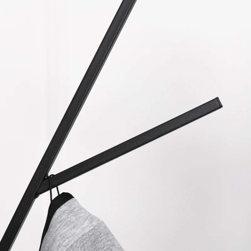 HOMCOM Garderobenständer im Skandidesign, Kleiderständer, 7 Kleiderhaken, Schwarz + Braun