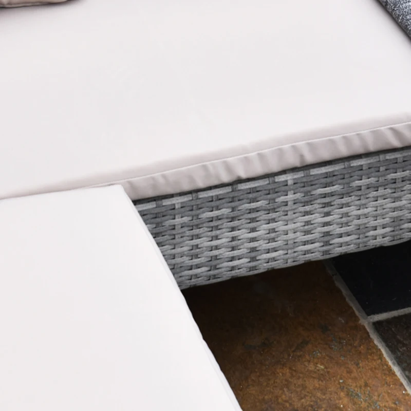 Outsunny Set da Giardino a 5 Pezzi in Rattan e Acciaio Grigio con 2 Divani, Tavolino e 2 Sgabelli