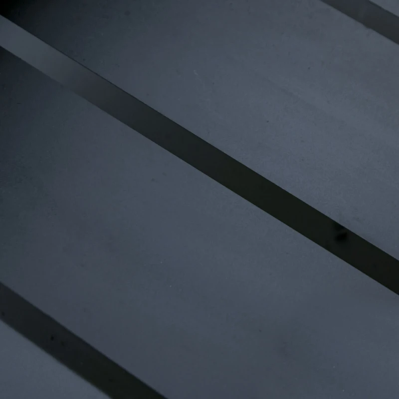 Outsunny Braciere da Giardino a Legna Portatile con Attizzatoio 45x45x43cm Nero