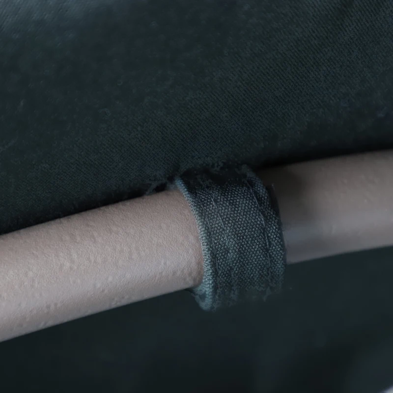 Outsunny Balancelle de Jardin 3 Places Grand Confort Toit Inclinaison réglable Coussins Plateaux rétractables Polyester filé Noir