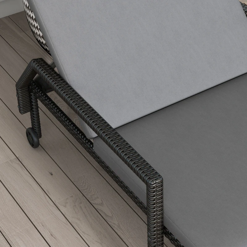 Outsunny Tumbona de Ratán Sintético con Respaldo Ajustable en 5 Posiciones Cojín y Ruedas  73x200x48 cm Gris Claro y Negro