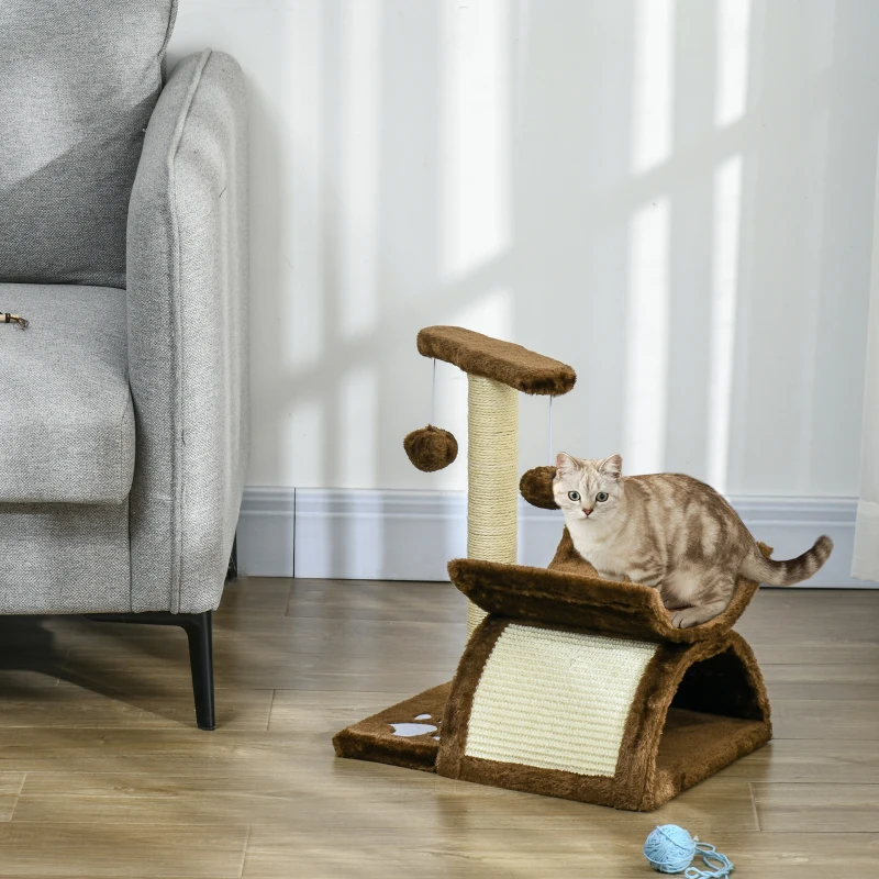 PawHut Tiragraffi Gatto Albero Tira Graffi Gioco Giocattolo per Gatti con Cuccia 2 Palline Appese in Sisal Naturale Altezza 43cm