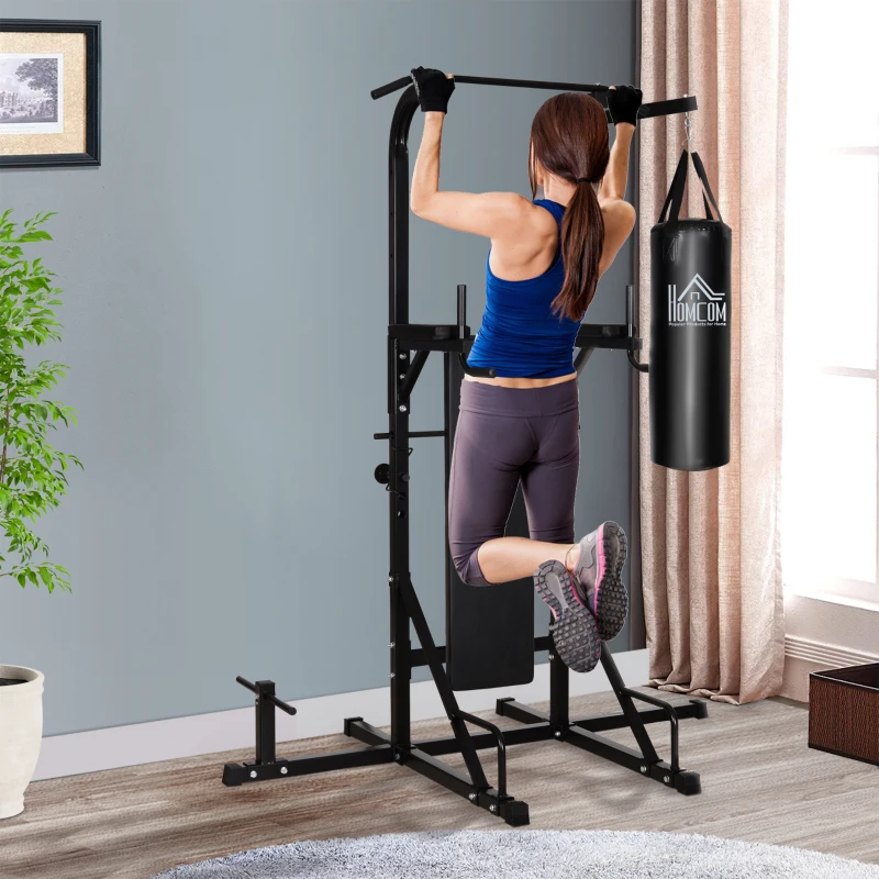 HOMCOM Station de musculation Fitness entrainement complet - barre de traction, à dips, banc de musculation pliable, poignées push-up, sac de frappe - acier noir