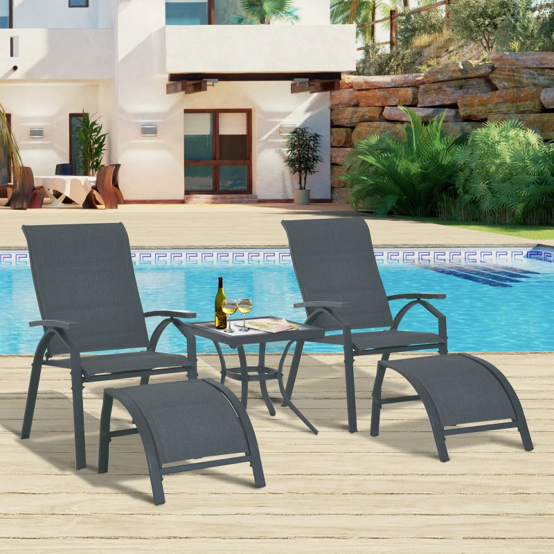 Outsunny Lot de 2 transats bains de soleil grand confort dossier inclinable, repose-pied amovibles intégrés table basse métal époxy textilène gris