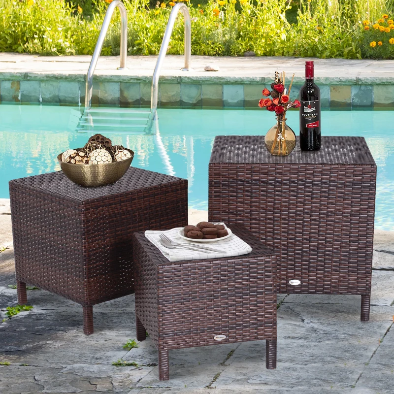 Outsunny Set 3 Tavolini da Giardino in Rattan 40x40x40cm, 50x47x50cm, 60x54x60cm Marrone