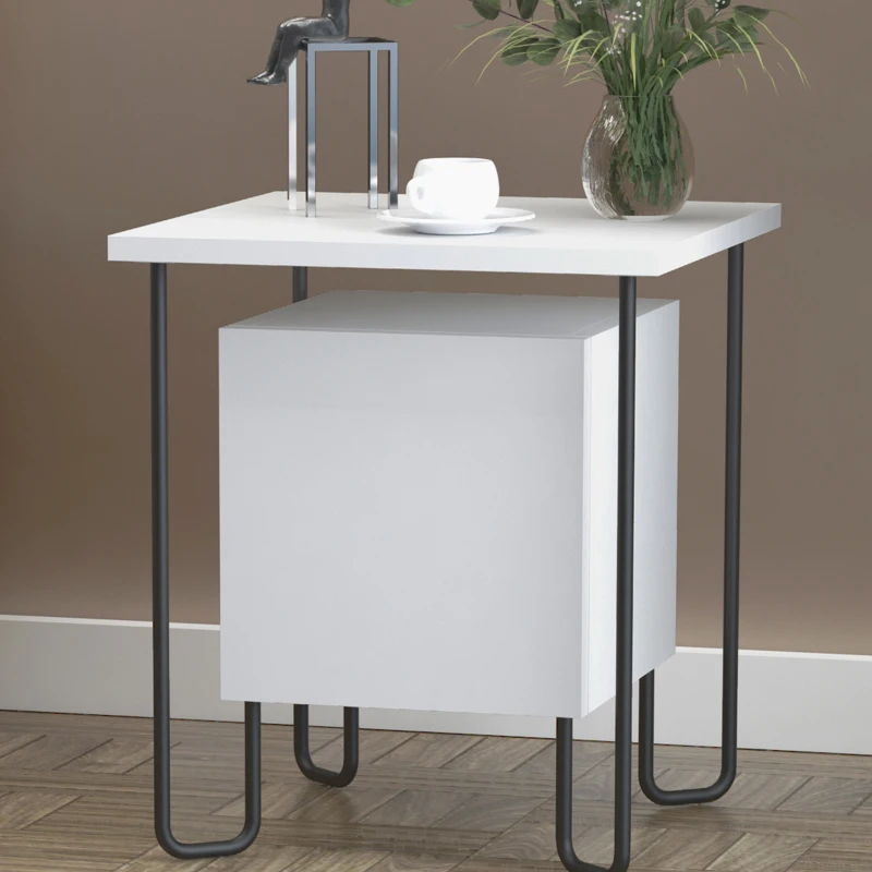 HOMCOM Comodino Moderno con Armadietto e Mensola in Legno e Gambe in Metallo, 40x40x45cm