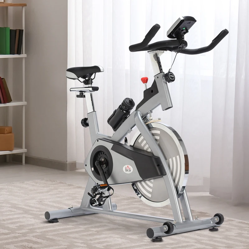 HOMCOM Bicicleta Estática Volante de Inercia de 13 kg Ciclo Indoor con Sillín Ajustable Resistencia Manillar Regulables Pantalla LCD con Pulsómetro 96x50x107 cm Acero Plata