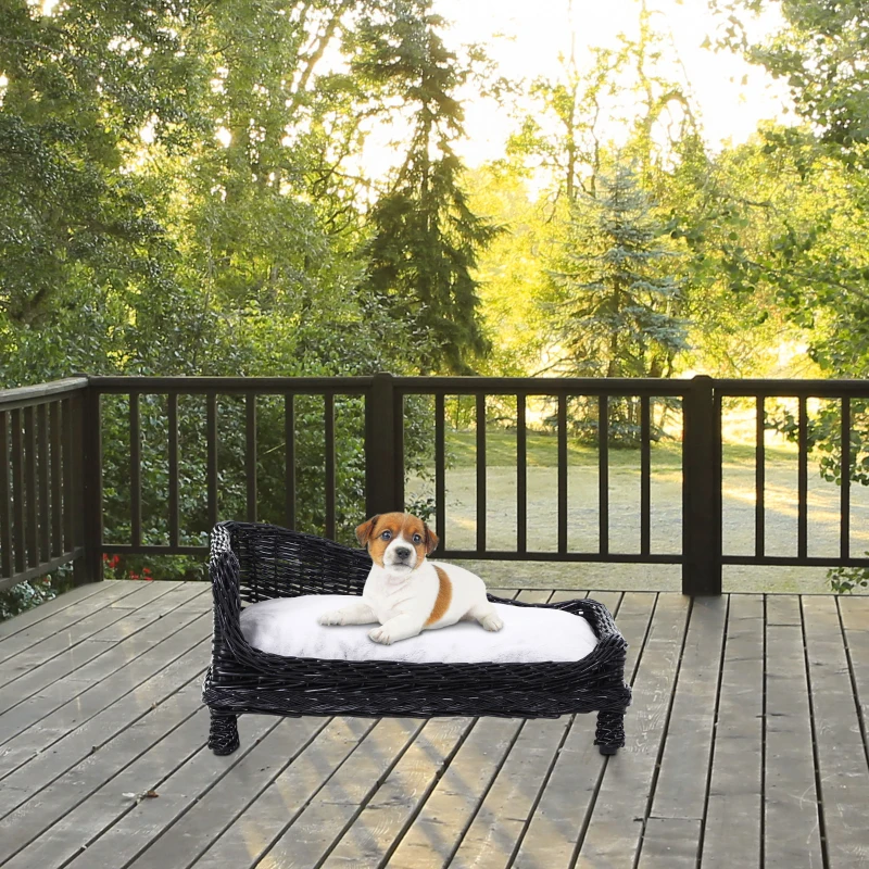PawHut Cuccia per Animali Domestici Forma Chaise Longue in Vimini Nero Cuscino in Pile 69x42x33cm