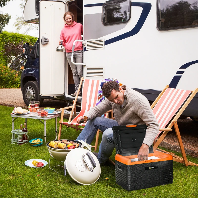 Outsunny Frigo Portatile da 30L, 100-240V CA e 12-24V CC, Display Digitale, Compressore e Maniglie Portatili Incluse, 58.7x36.5x36.8cm, Arancio e Nero