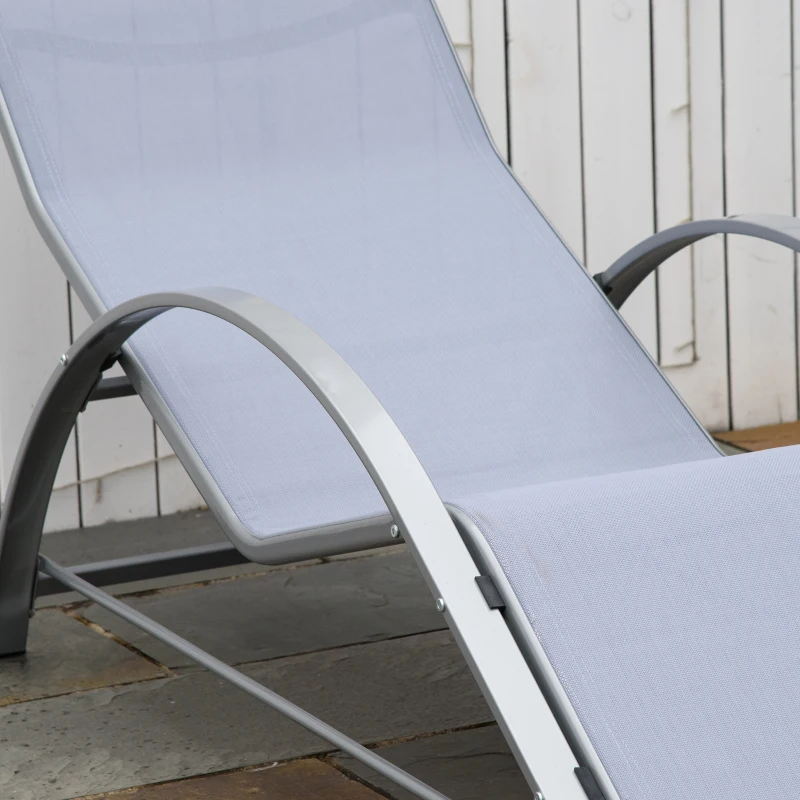 Outsunny Gartenliege Set Metall Mesh 3-TLG. Sonnenliege mit Teetisch Gartengarnitur mit 2 Sonnenliegen, 1 Beistelltisch Gartensitzgruppe für Garten, Balkon 59B x 169T x 66H cm Grau+Schwarz