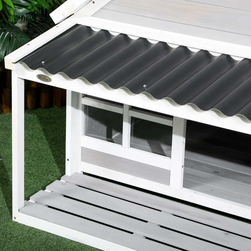 PawHut Hundehütte mit Veranda, wetterbeständig, behandeltes Tannenholz, 3 Fenster, Hellgrau + Weiß