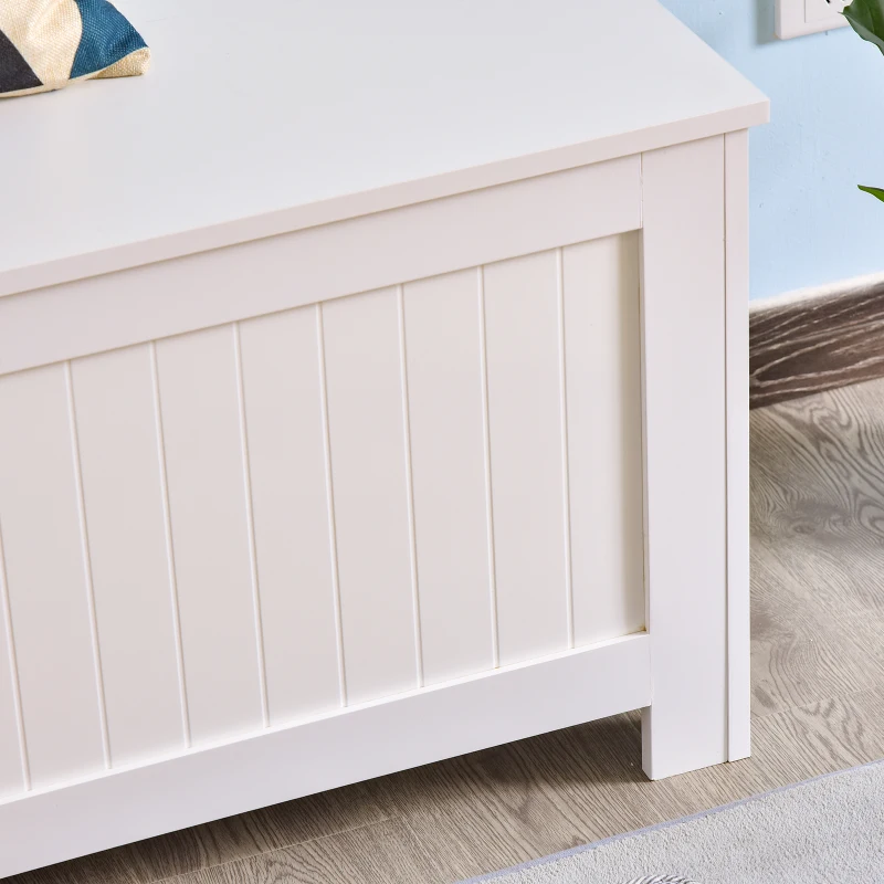HOMCOM Sitzbank mit Stauraum im Landhausstil, inkl. Sicherheitsscharniere, Truhe, 81 cm x 40 cm x 46 cm, Weiß