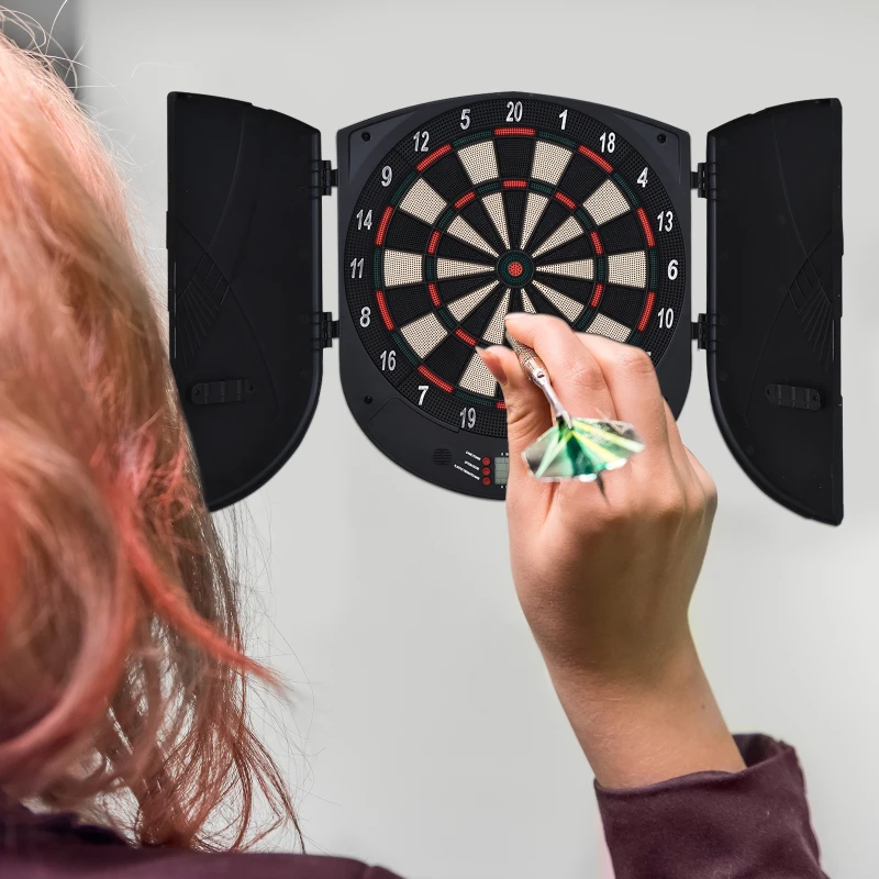 HOMCOM Elektronische Dartscheibe Dartboard mit Sprachansagen Englische Stimme LED-Anzeigen 6 Darts 26 Spiele 185 Varianten Dartautomat mit Tür Dartscheibe Set für bis zu 8 Spieler
