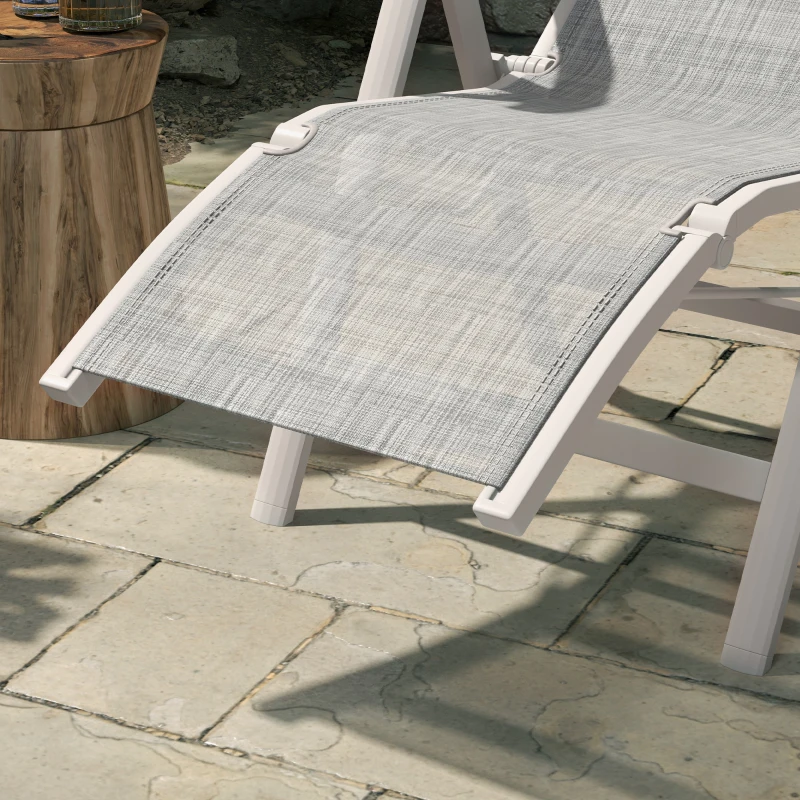 Outsunny Gartensessel Outdoor-Loungesessel Gartenliege, wetterbeständig, 62cm x 96cm x 108cm, Grau + Weiß