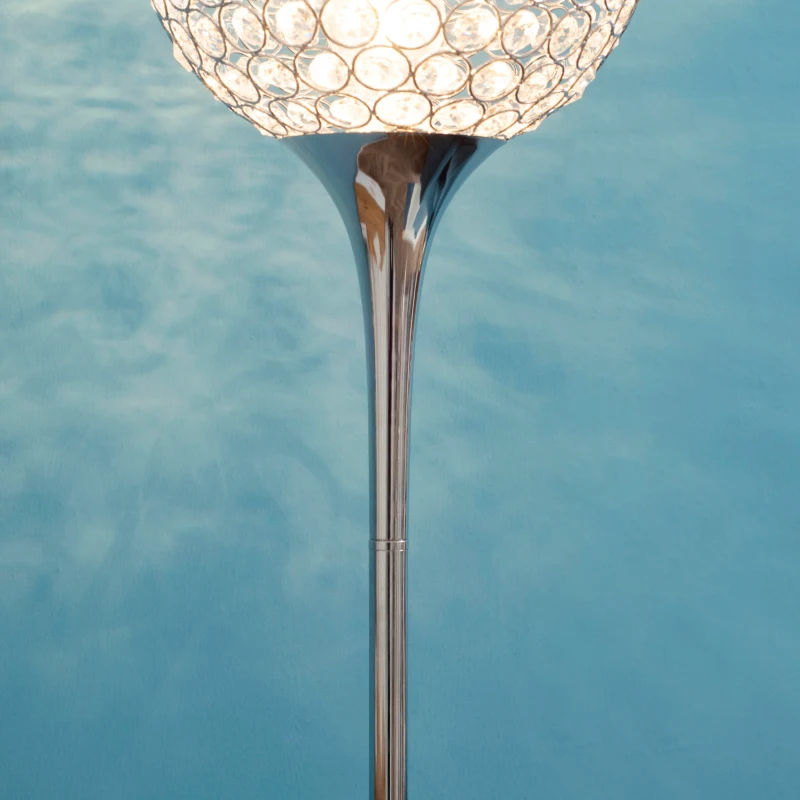 HOMCOM Modern Floor Lamp with K9 Crystal Lampshade, Tall Standing Lamp with E27 Bulb Base and Foot Switch for Living Room Bedroom Study Office Silver