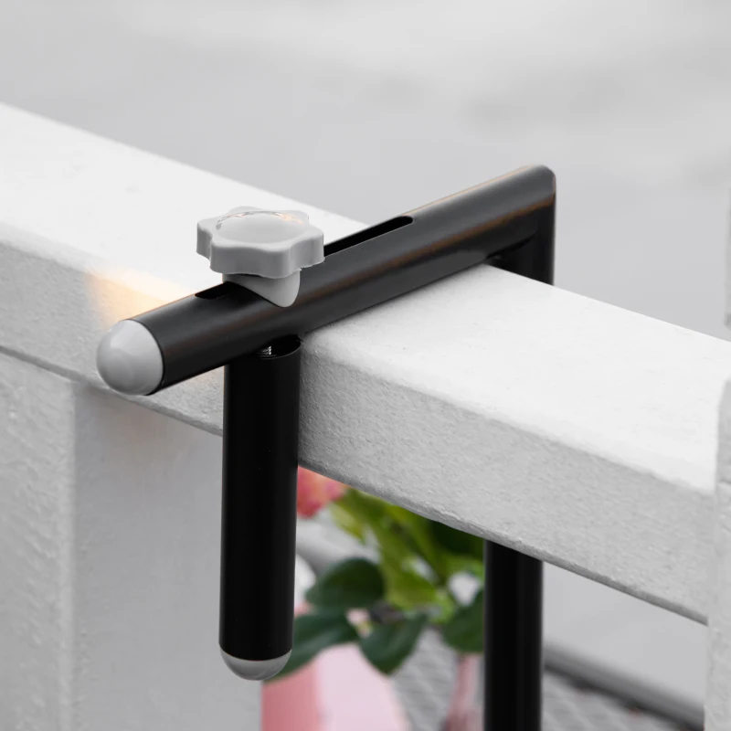 Outsunny Tavolo da Ringhiera Pieghevole e Regolabile in Metallo, 60x60x57-72cm, Nero