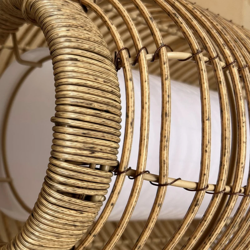 Outsunny Lampadaire d'extérieur solaire en résine tressée luminaire LED de jardin en acier marche/arrêt automatique sable