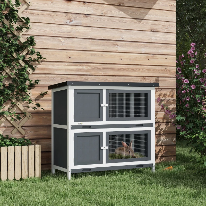 PawHut Conigliera a 2 Livelli in Lego di Abete e Bitume con Rampa, 2 Vassoi Estraibili 4 Porte, 97x44x91 cm, Grigio
