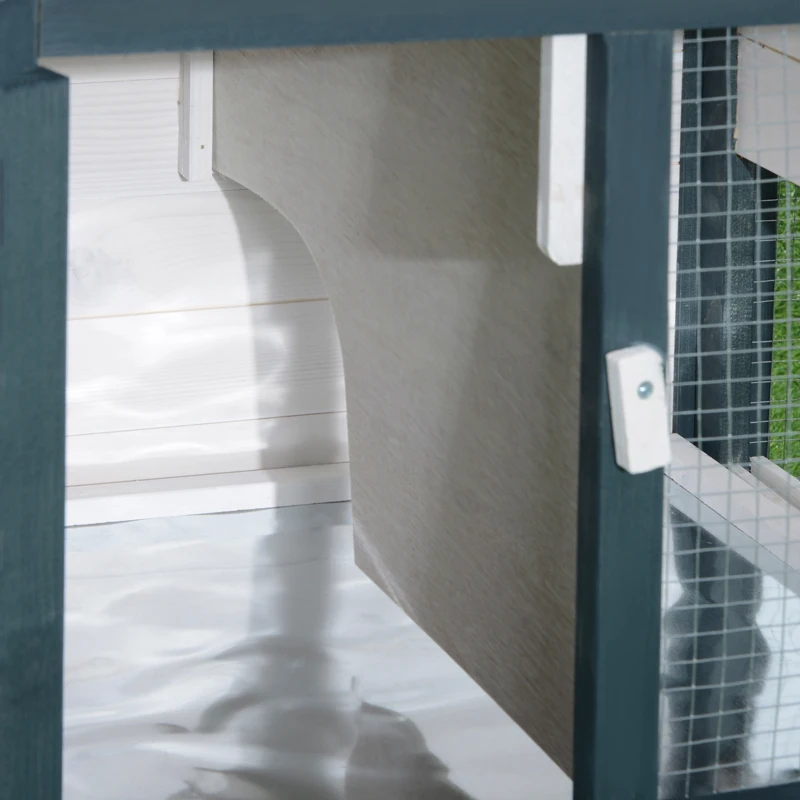 PawHut Conejera de Madera Exterior Jaula para Conejos de 2 Niveles con Bandeja Extraíble y Múltiples Entradas Techo de Asfalto Cobayas Gallinas 140x65x100 cm Verde