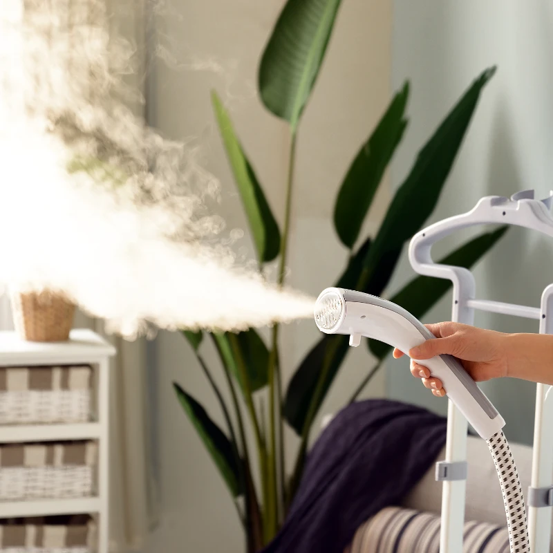 HOMCOM Défroisseur vapeur vertical défroisseur à vêtements 2 L 1800 W débit vapeur 30g/min 2 tiges telescopiques blanc bleu