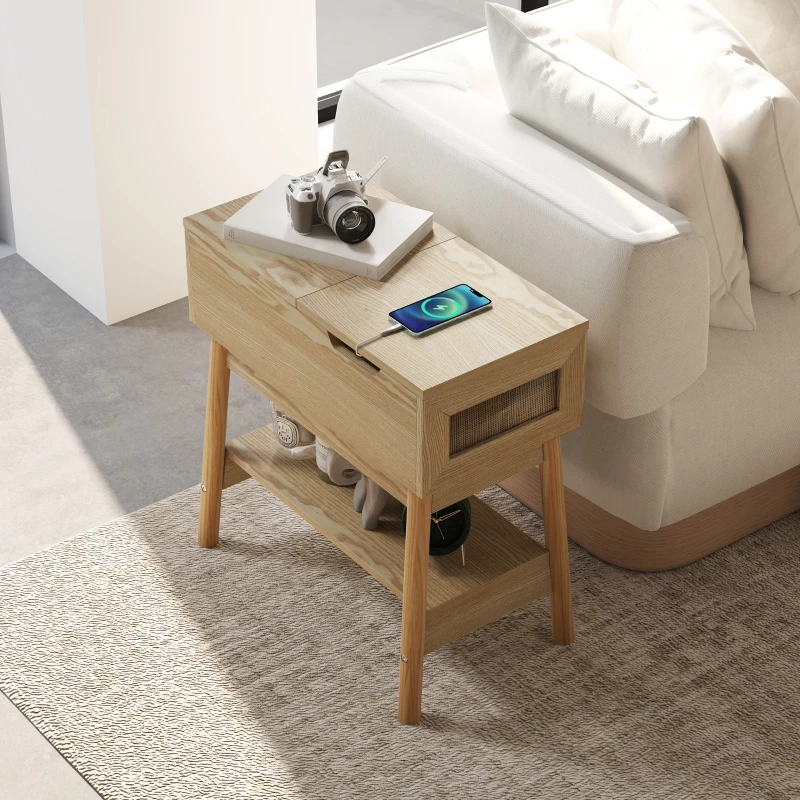 HOMCOM Măsuță de Sufragerie cu 2 Prize CA, Porturi USB, Raft Rabatabil și Raft Deschis, 30x60x60,5 cm, Natural