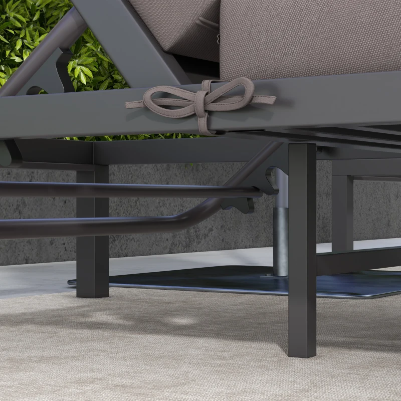 Outsunny Modulares Gartenmöbel-Set, 2 Sonnenliegen mit Matratze + 1 Couchtisch mit gehärteter Glasplatte, Aluminium