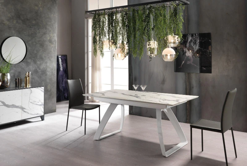 E-STYLO Tavolo allungabile con top marmo calacatta in HPL su MDF e gambe in metallo bianco, 90cm X 170/270cm H. 76cm.