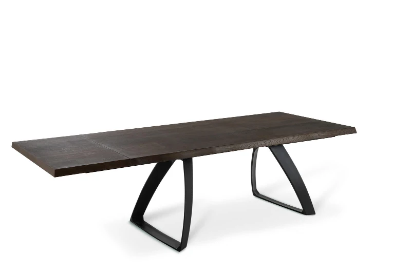 E-STYLO Tavolo allungabile con top in rovere termocotto e gambe in metallo nero, 100cm X 200/300cm H.76cm