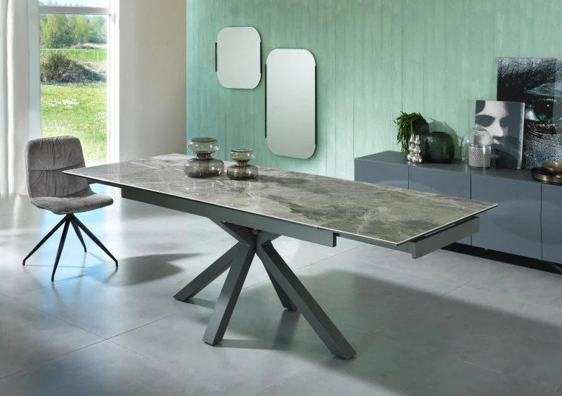 E-STYLO Tavolo allungabile con top in ceramica marmo antracite e vetro temperato, gambe in metallo verniciato antracite, 90cm X 160/240cm H.76cm