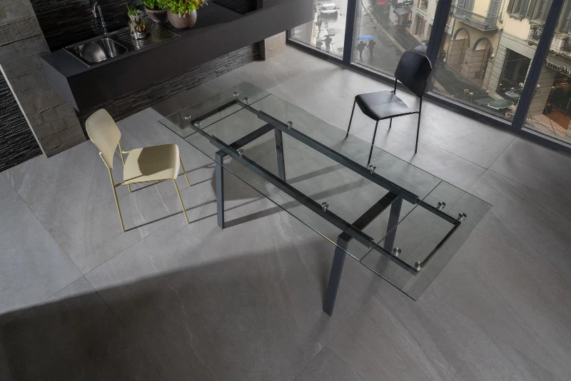 E-STYLO Tavolo allungabile con top grigio in vetro temperato e gambe in metallo grigio, 80cm X 140/200cm H.76cm