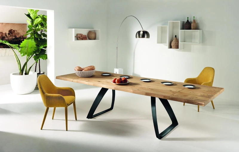 E-STYLO Tavolo allungabile con top in rovere naturale e gambe in metallo nero, 100cm X 200/300cm H.76cm