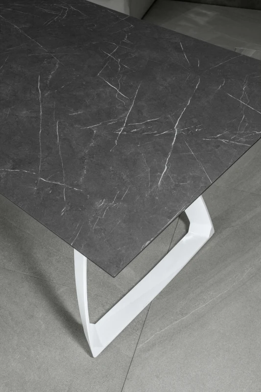 E-STYLO Tavolo allungabile con top nero in HPL su MDF e gambe in alluminio bianco, 90cm X 170/270cm H. 76cm.